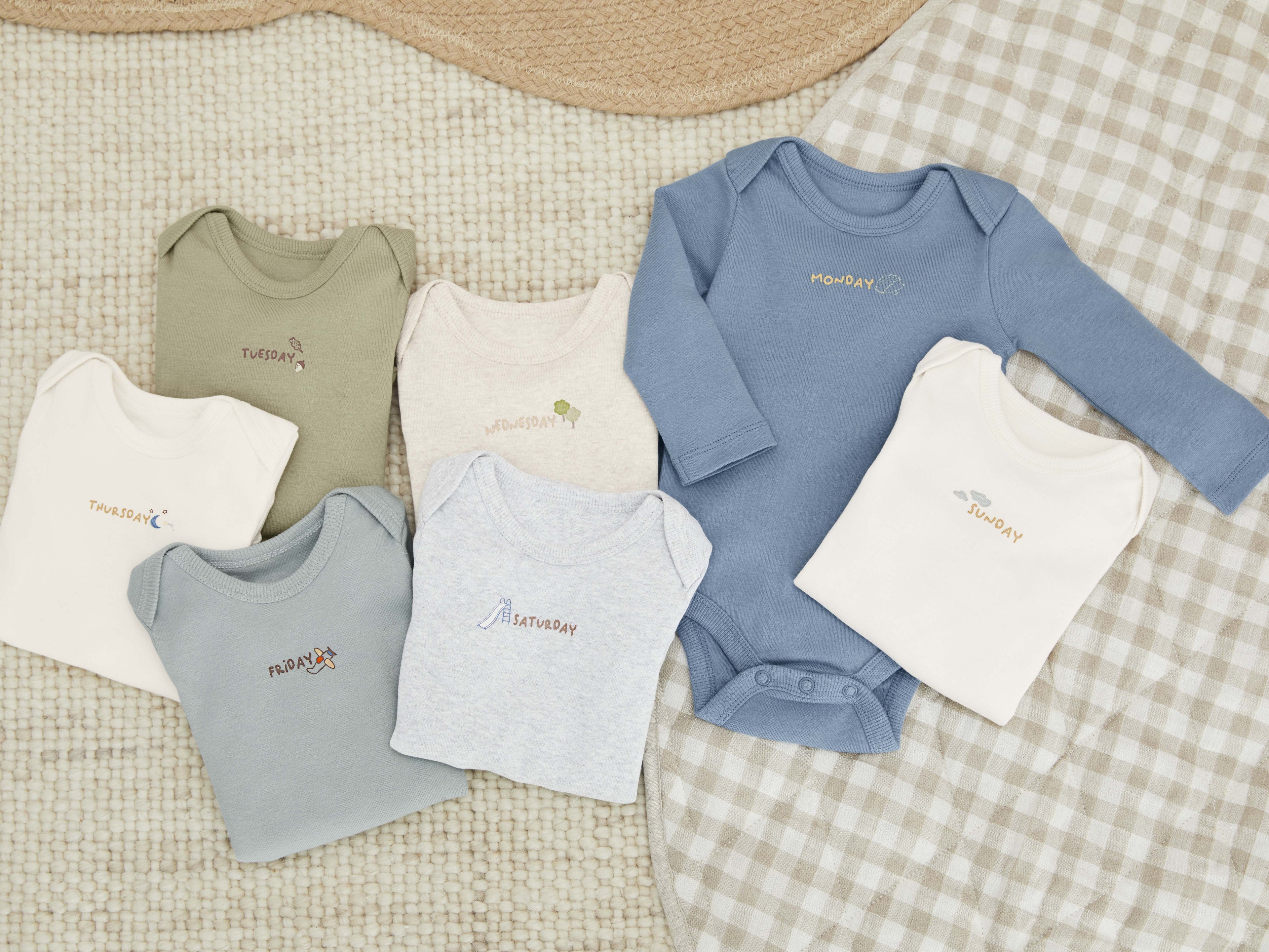 Bliss by Garanimals Baby Boys or Girls Cotton Days of the Week Bodysuits Set, 7-Piece, Sizes 0M-18M